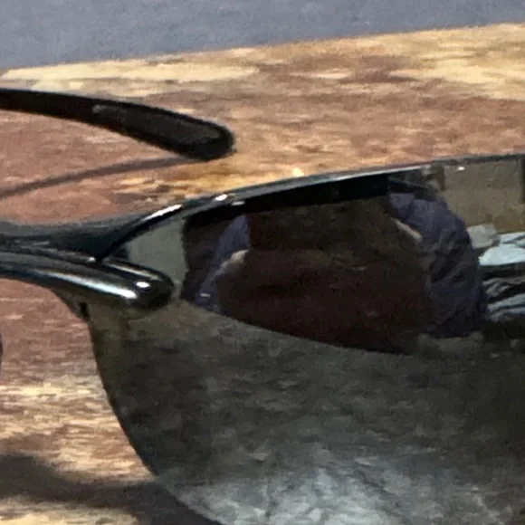 Used Maui Jim Hanalei - Picture 4 of 15